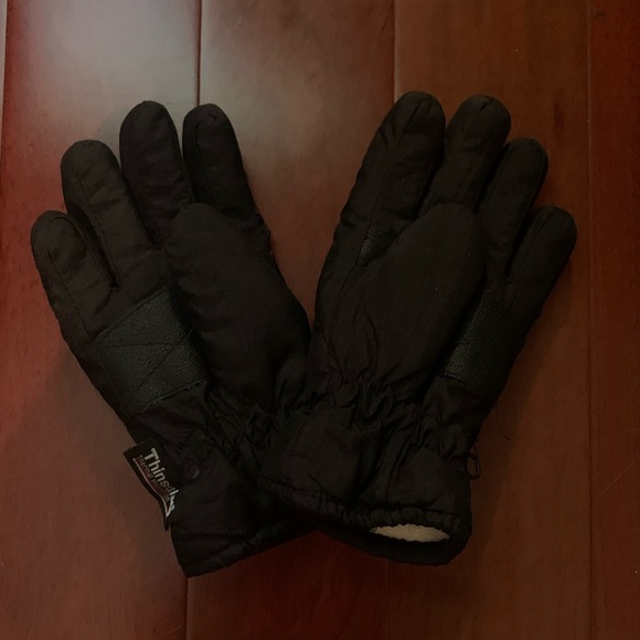 Thinsulate Gloves - Picture 2 of 3